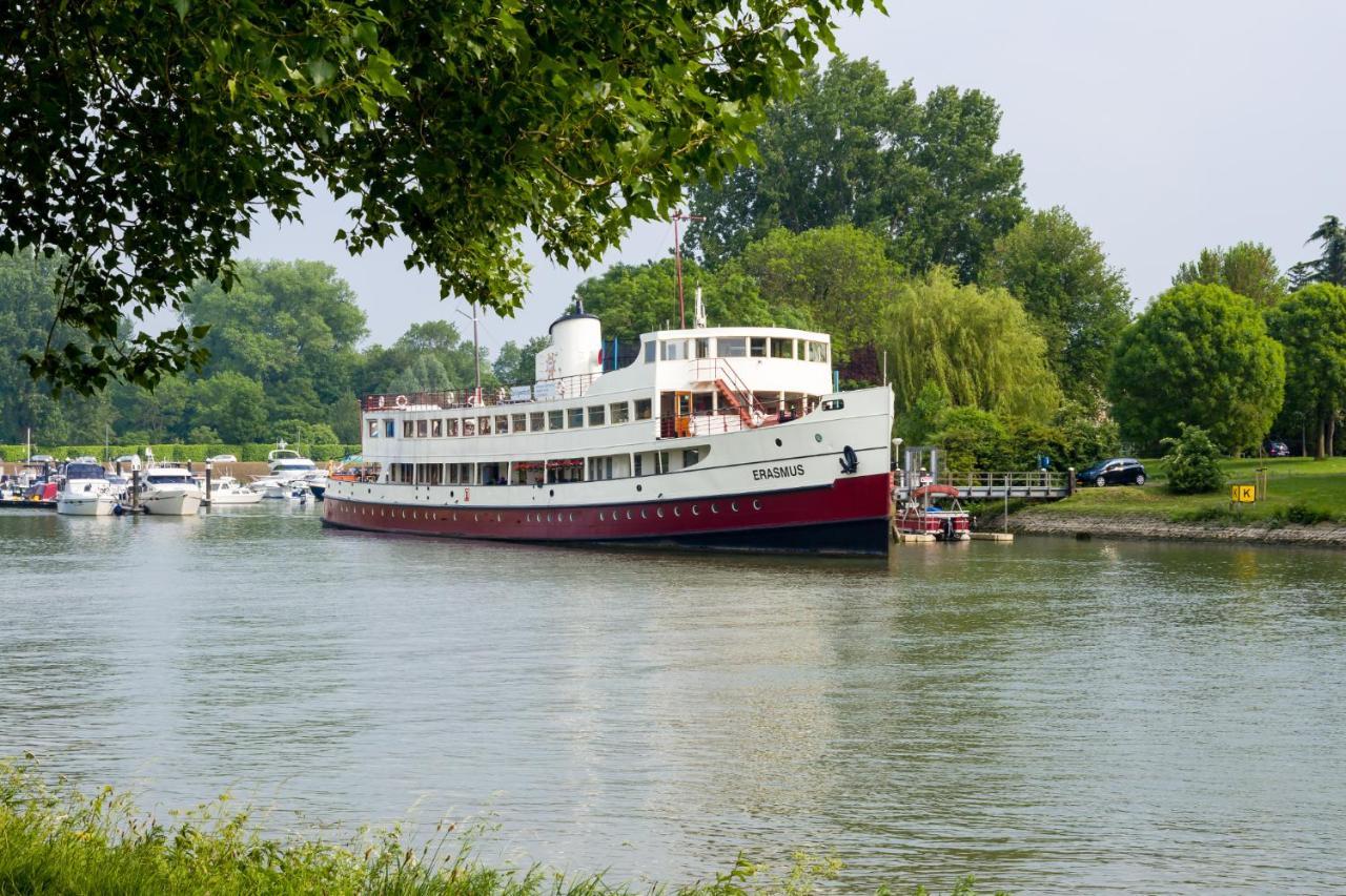 De Logeerboot Dordrecht Bed & Breakfast ภายนอก รูปภาพ