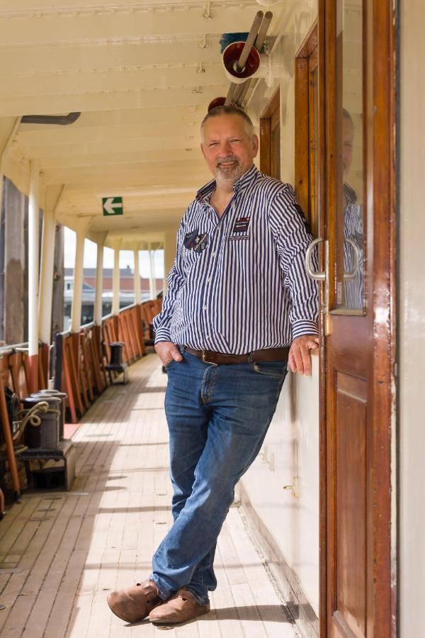 De Logeerboot Dordrecht Bed & Breakfast ภายนอก รูปภาพ