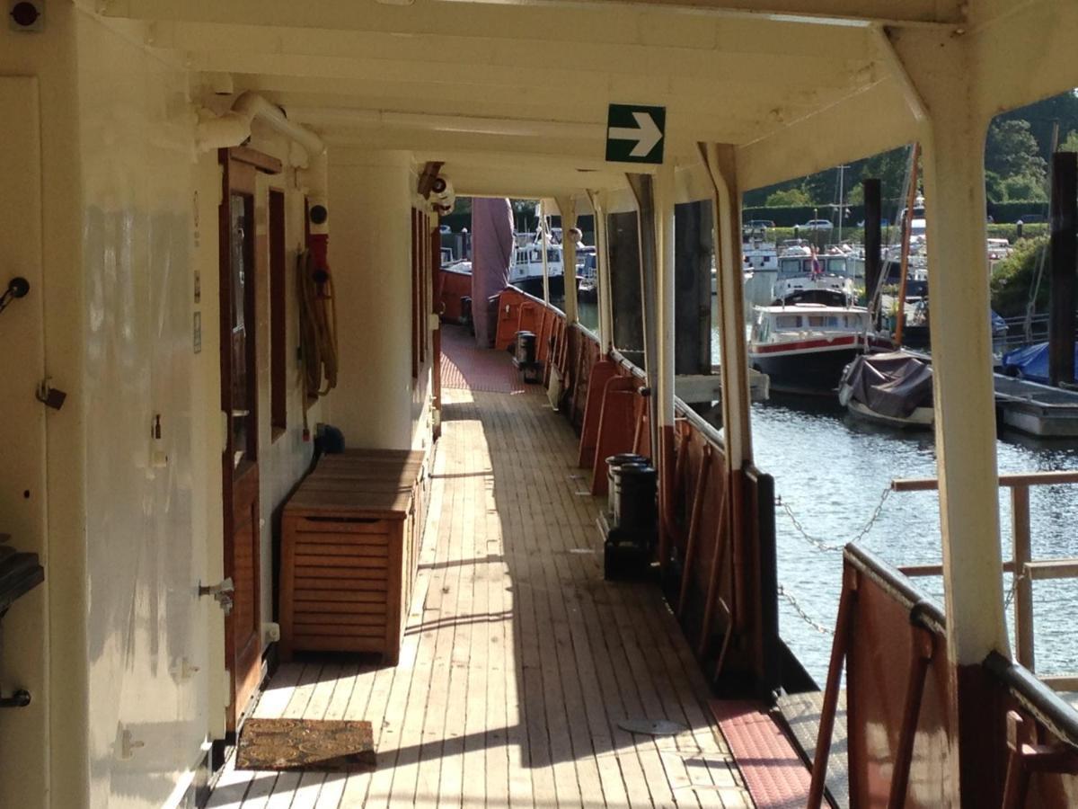 De Logeerboot Dordrecht Bed & Breakfast ภายนอก รูปภาพ