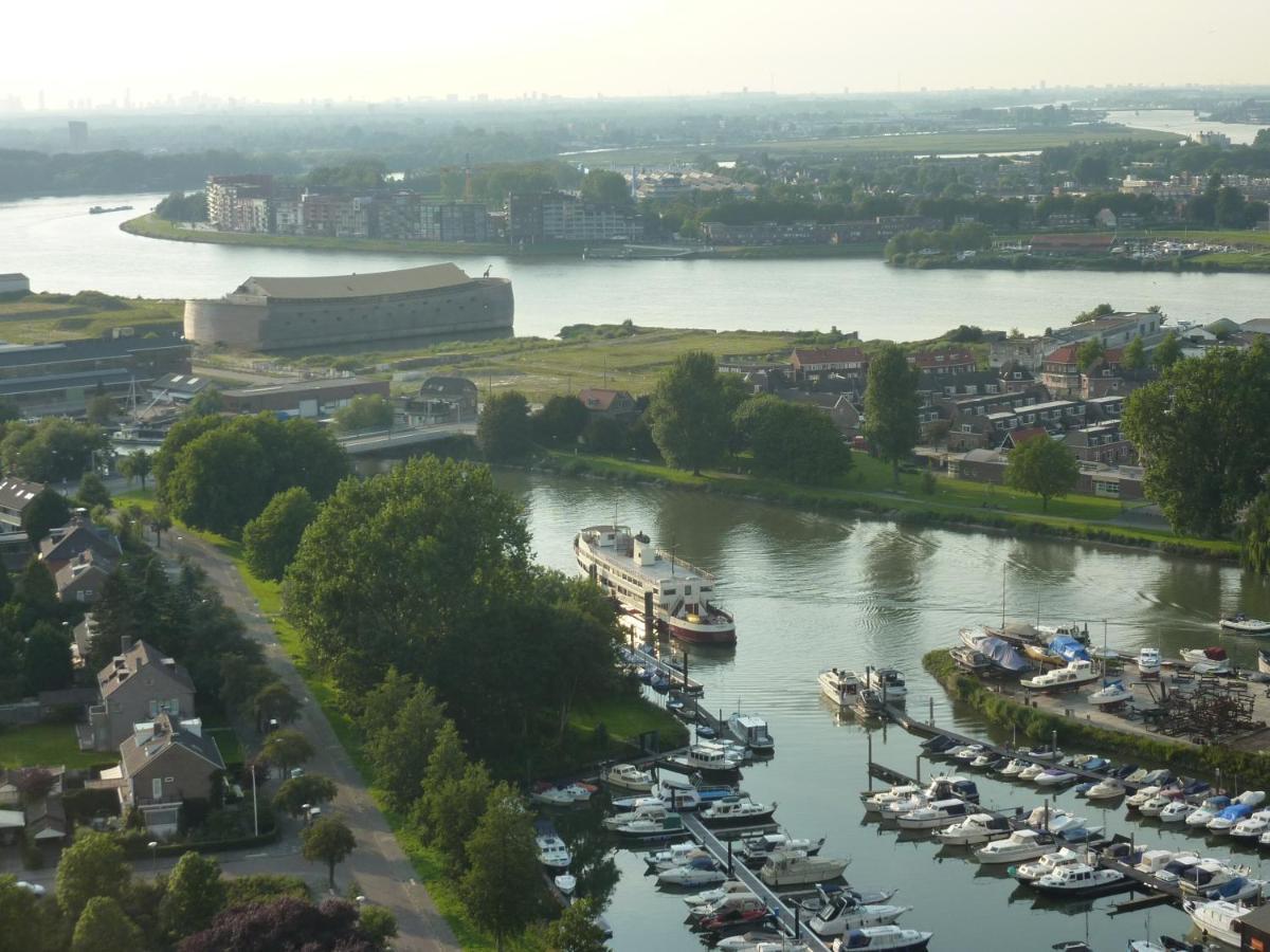 De Logeerboot Dordrecht Bed & Breakfast ภายนอก รูปภาพ