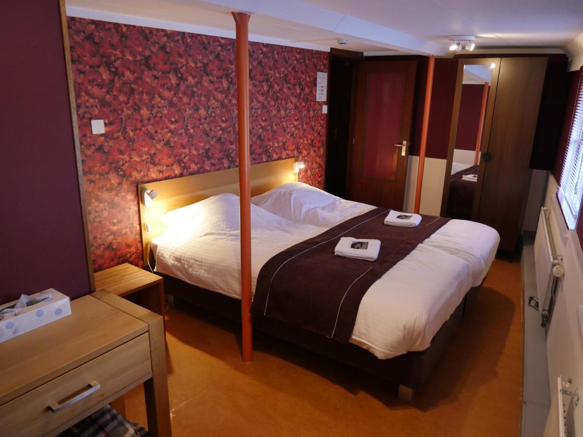 De Logeerboot Dordrecht Bed & Breakfast ภายนอก รูปภาพ