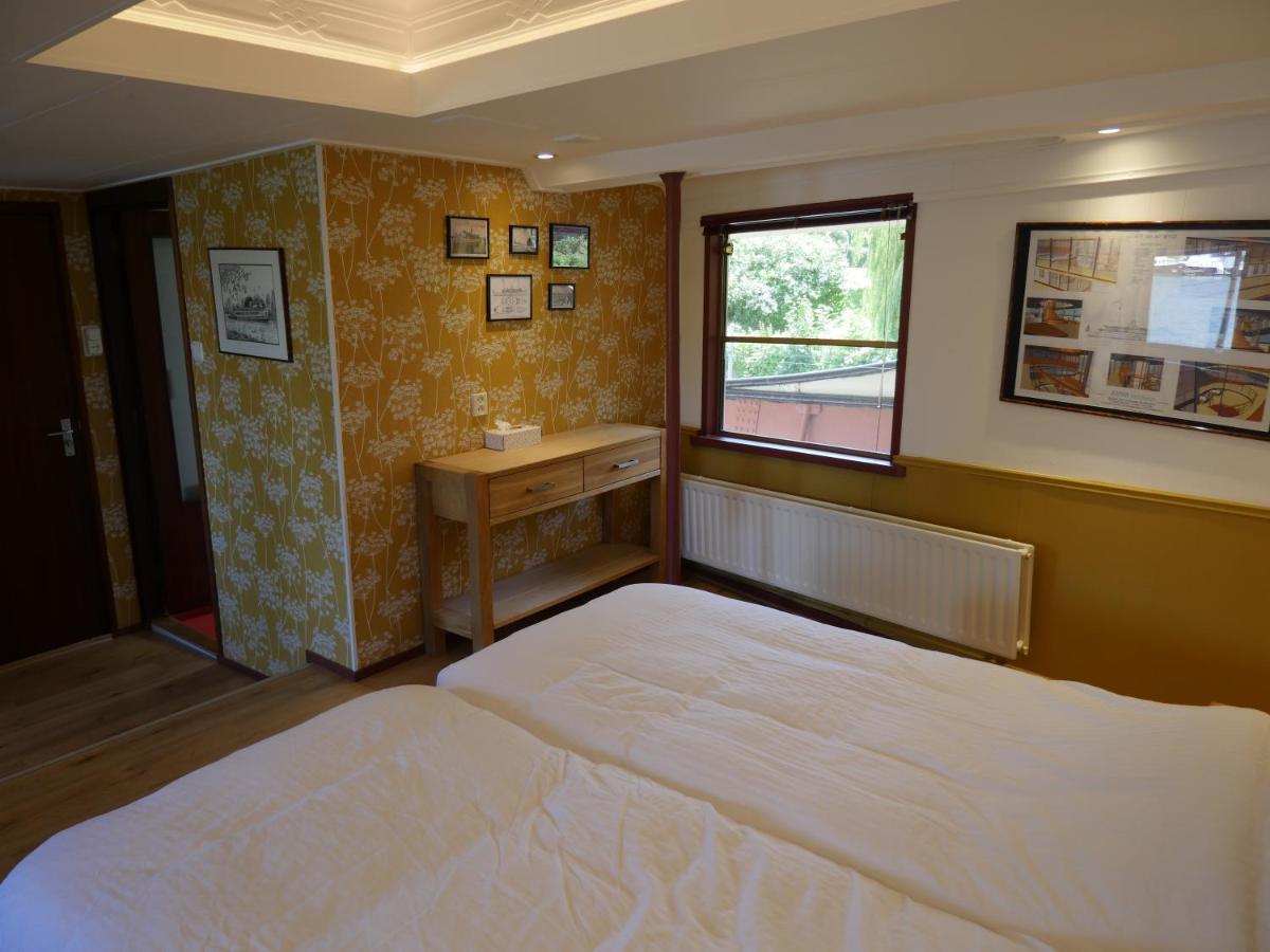 De Logeerboot Dordrecht Bed & Breakfast ภายนอก รูปภาพ